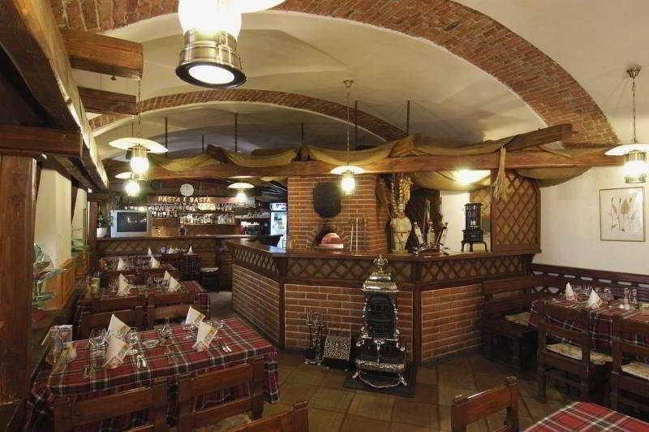 Hostel Junior Prag Exteriör bild